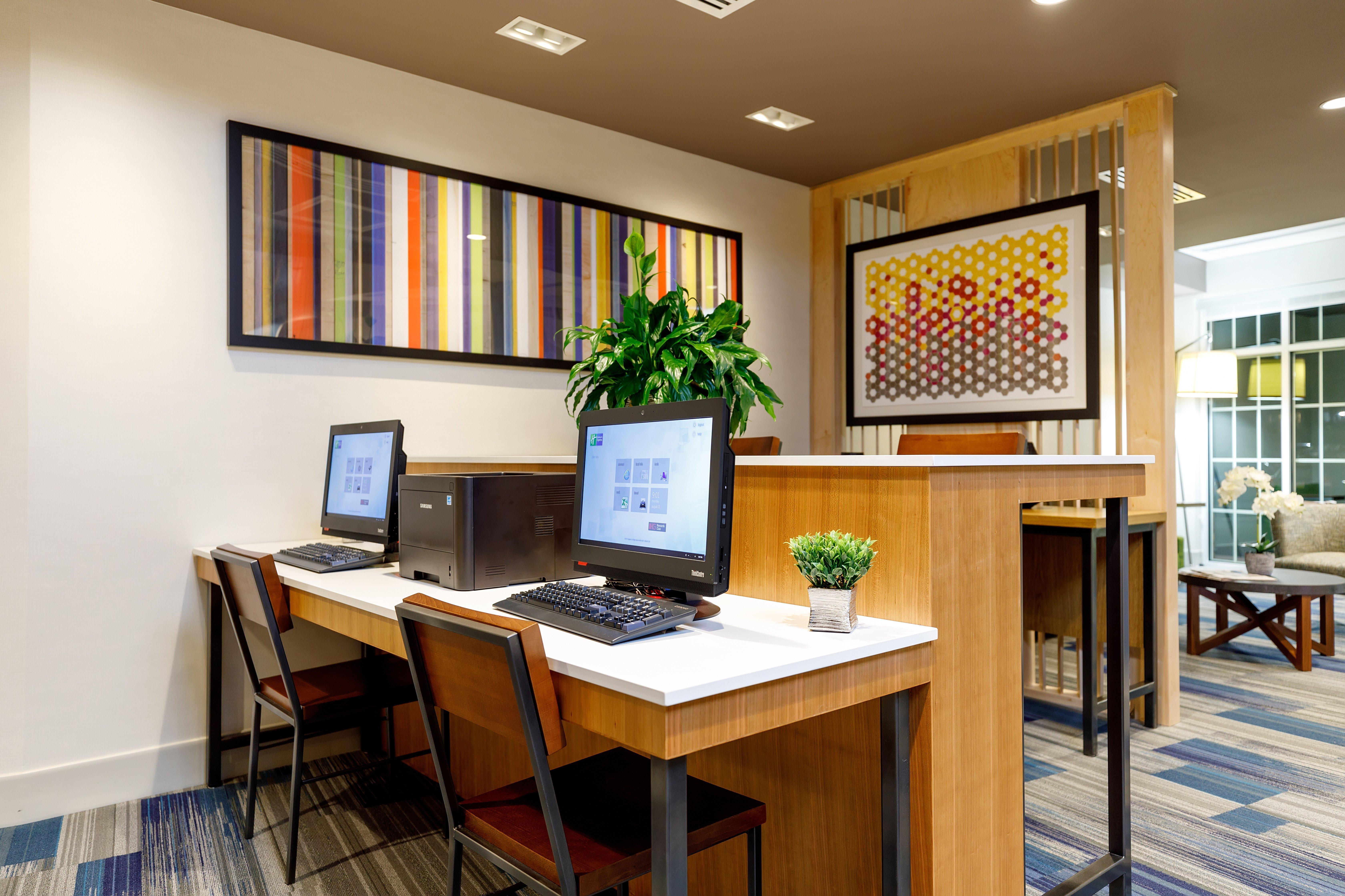 Holiday Inn Express & Suites - Sturbridge By Ihg Exterior foto